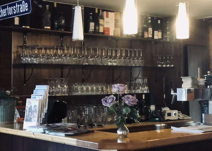 Woellbacher Tor 호텔 베츨러