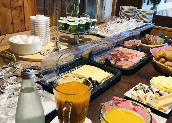 Woellbacher Tor 호텔 베츨러